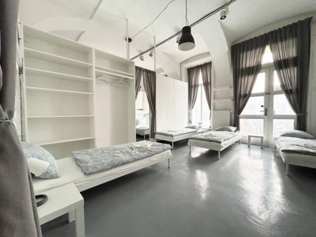 Party House - Ve Smeckach 18, Center!! 公寓