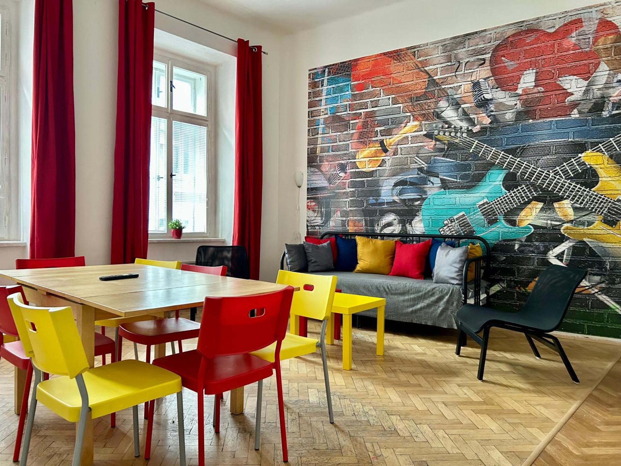 Party House - Ve Smeckach 18, Center!! * Praag