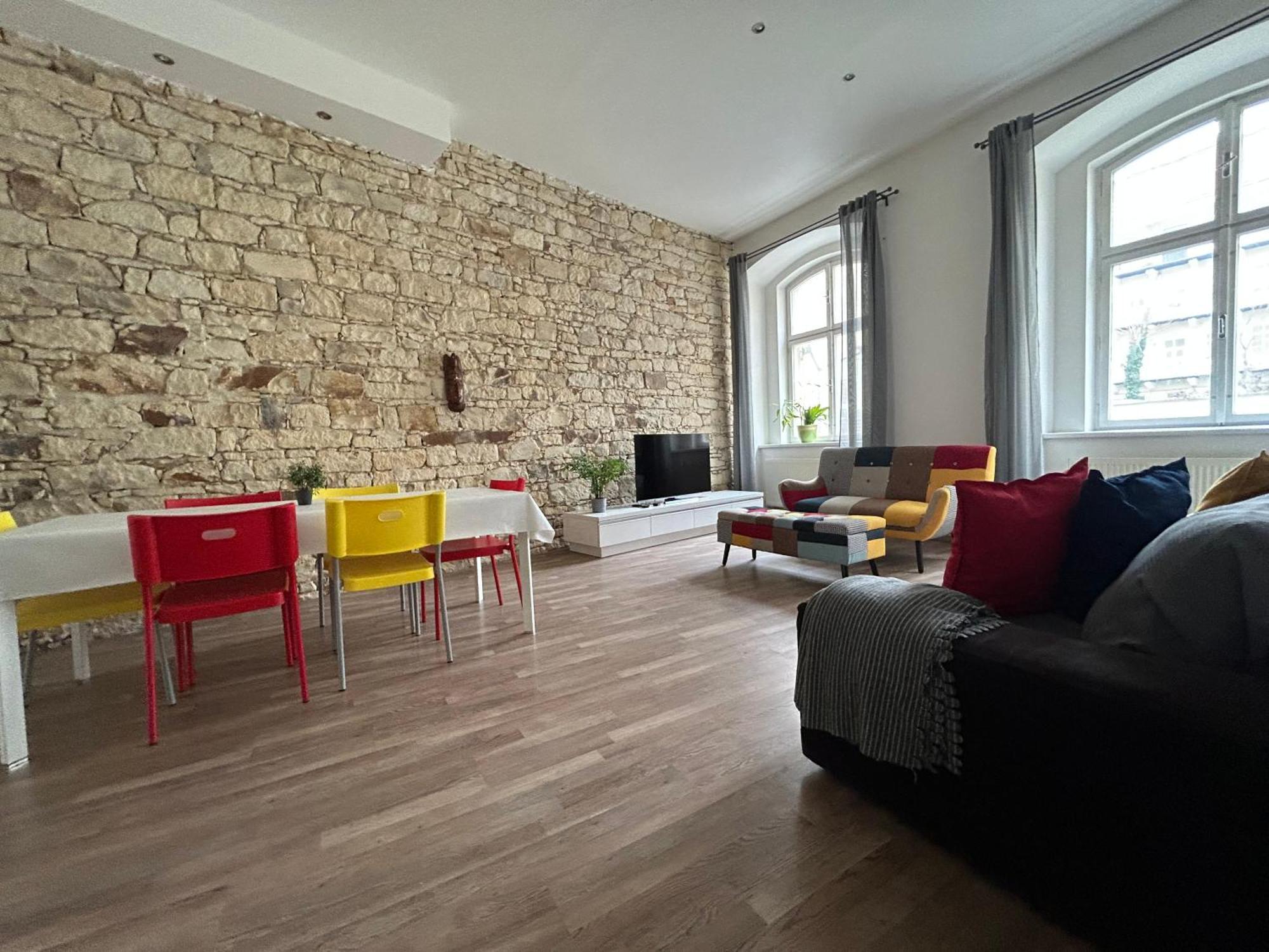 Party House - Ve Smeckach 18, Center!! Praag